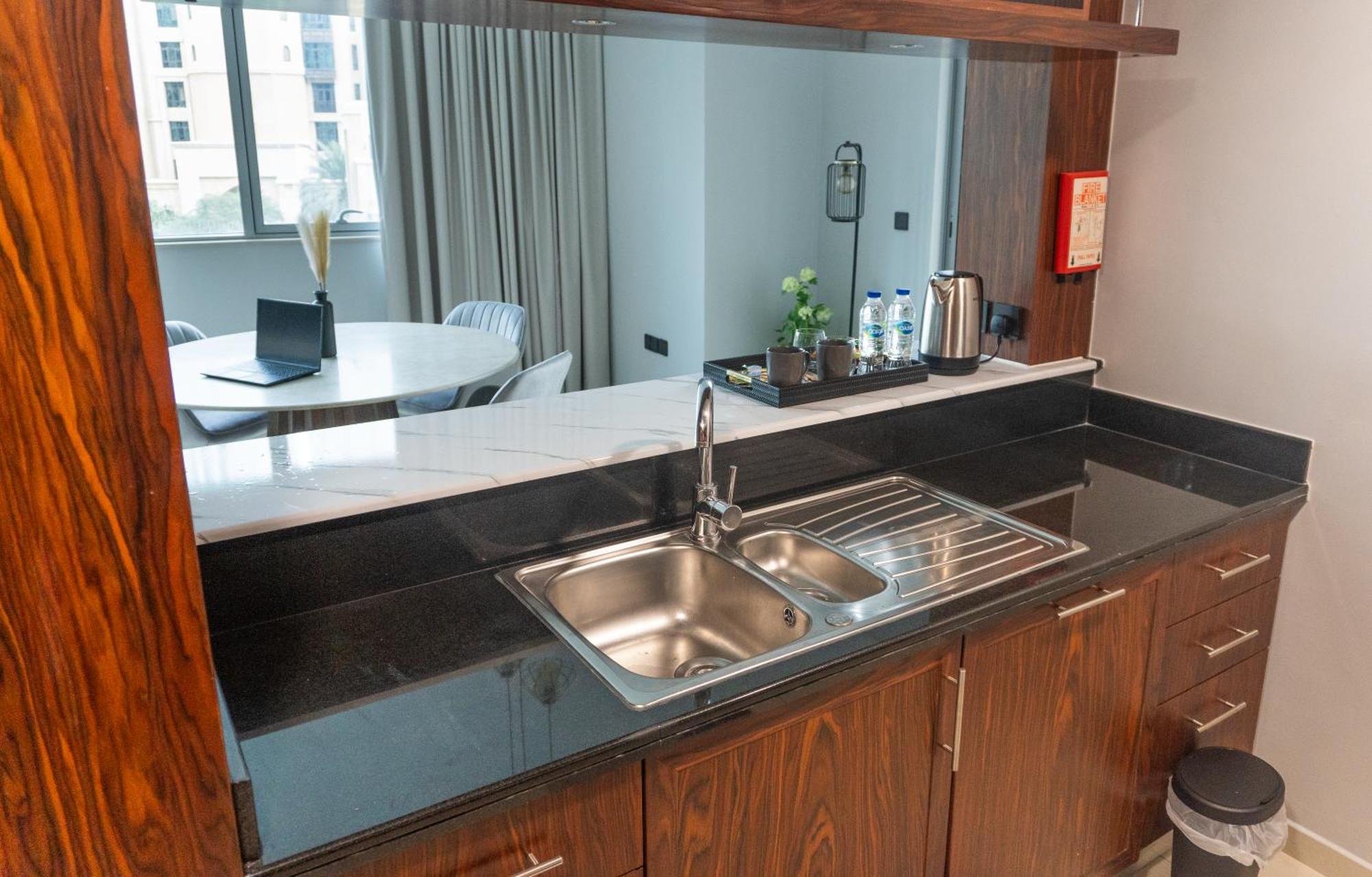 Downtown Oasis, Burj Khalifa Views, Luxury Amenities Διαμέρισμα Ντουμπάι Εξωτερικό φωτογραφία