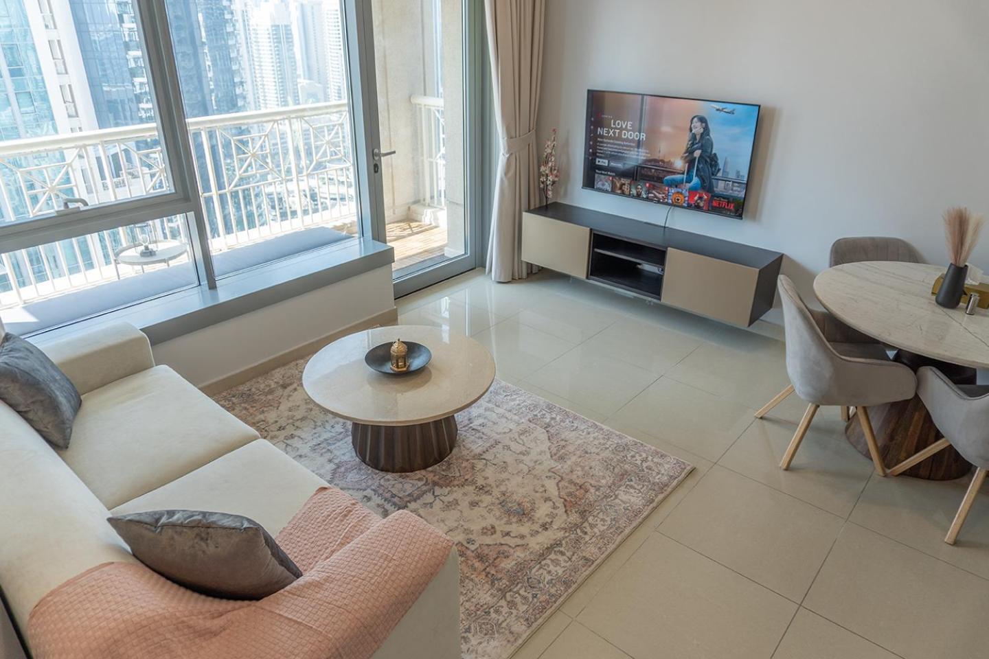 Downtown Oasis, Burj Khalifa Views, Luxury Amenities Διαμέρισμα Ντουμπάι Εξωτερικό φωτογραφία